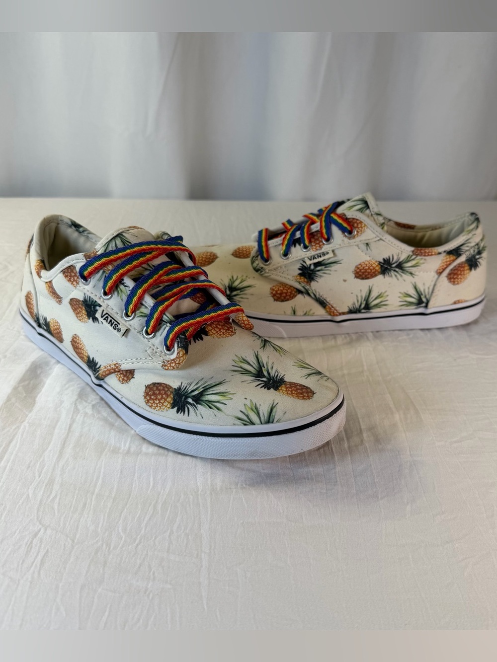 Vans Women’s Pineapple Sneakers Atwood Low Canvas Lace Up Tropical Casual Sz 8